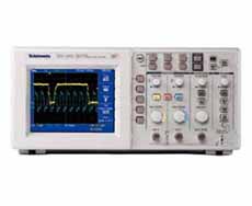 ̩Tektronix xͨ(sh)ִ惦ʾTPS2012